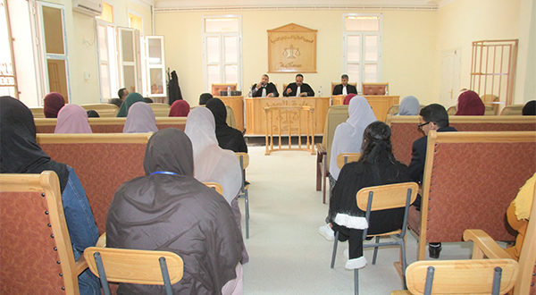 مسابقة أحسن طالب مرافع بكلية الحقوق والعلوم السياسية